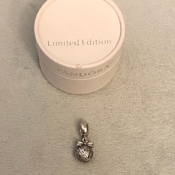 Pandora Limited Edition - Picture 3 of 3